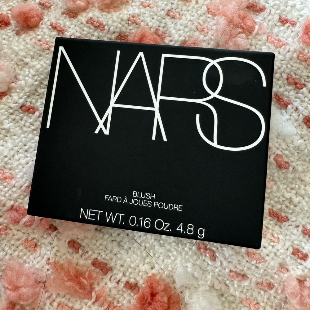 Nars Blush - Amour - 901 - Picture 3 of 4